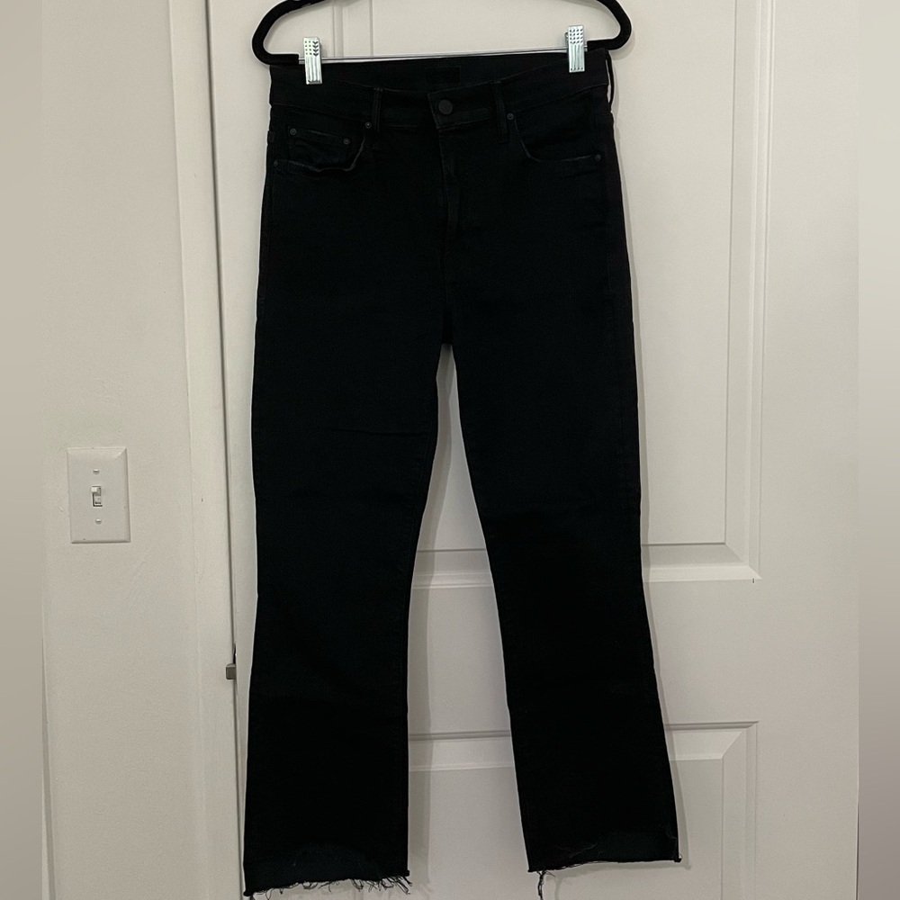 MOTHER Black Straight Leg Jeans (inseam 25’in)